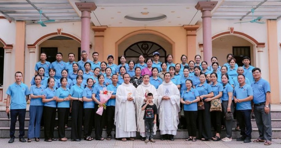 Mừng Kỷ Niệm 8 Năm Hình Thành, 5 Năm Thành Lập Nhóm Bác Ái Hiến Sĩ và Mừng Bổn Mạng Nhóm Giuse Sơn